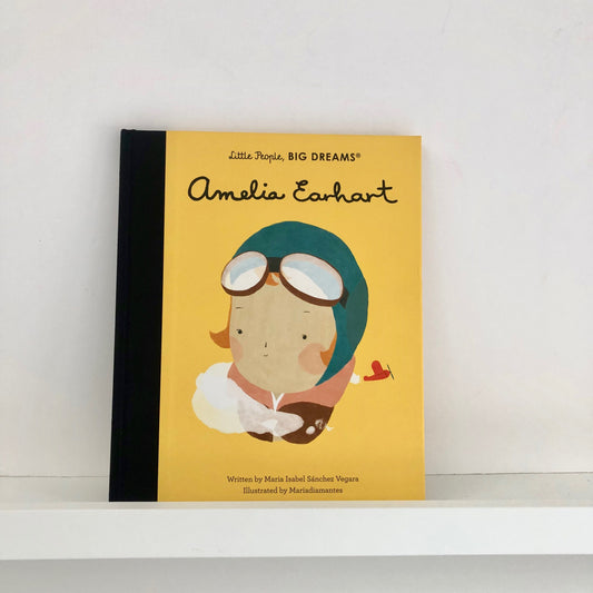 Little People Big Dreams - Amelia Earhart